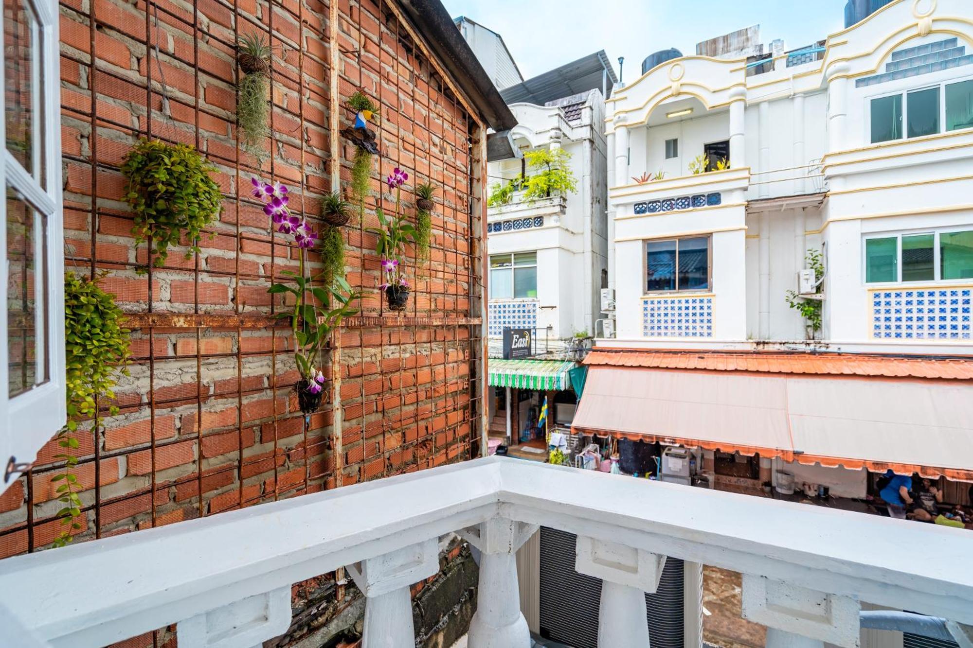 Sweett Lemon Hostel Patong Exterior foto
